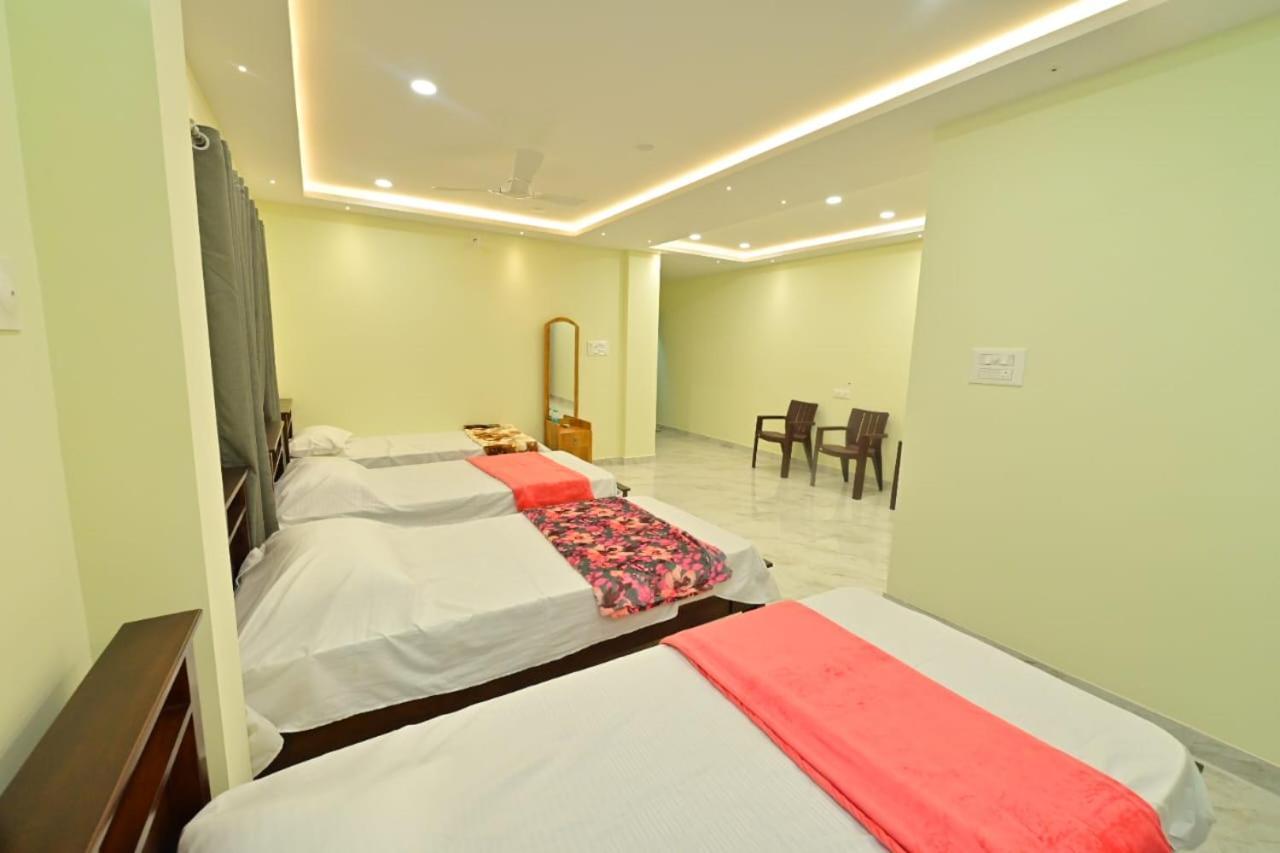 Gokula Lodge *